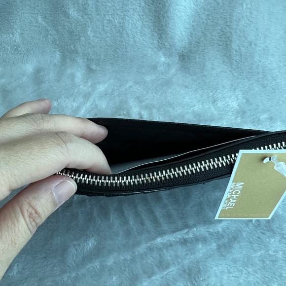 Michael Kors Jet Set Large Slim Card Case - Black - Picture 7 of 9